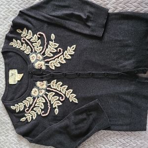 Tabitha (Anthropologie) 3\4 length cropped cardigan